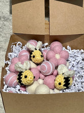 Load image into Gallery viewer, DIY Bee Garland Kit - Pink