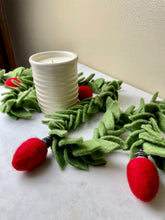 Load image into Gallery viewer, Laurel Leaf Wool Garland