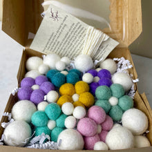 Load image into Gallery viewer, DIY Flower Power Garland Kit
