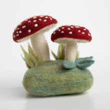 Load image into Gallery viewer, Forest Toadstools Mini Needle felting Kit