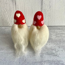 Load image into Gallery viewer, Valentine Gnome