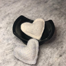 Load image into Gallery viewer, Mini Lavender Filled Heart Sachets