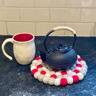 Felt Ball Trivet - Badger Red