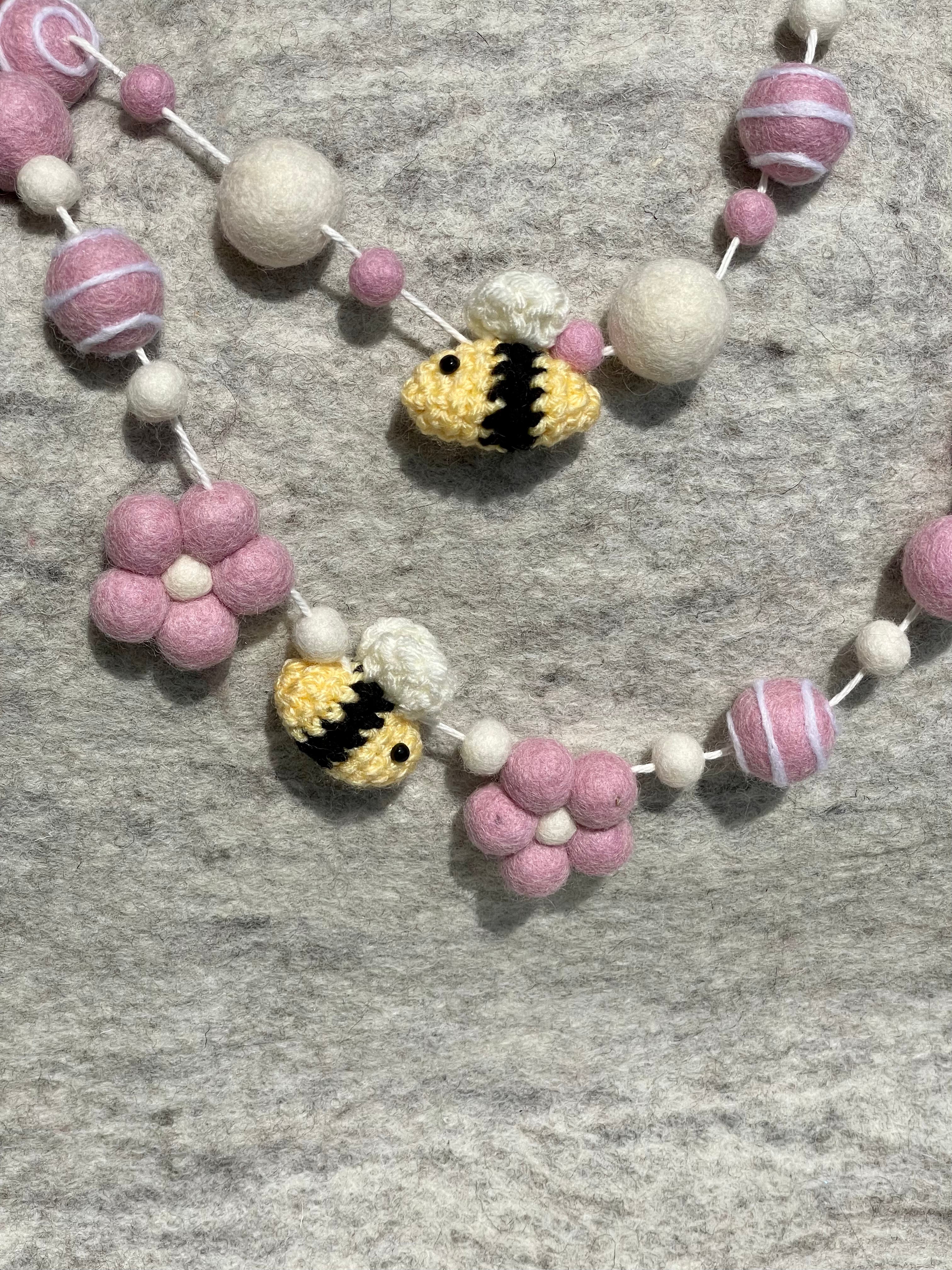 Bee Garland - Pink