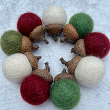 Load image into Gallery viewer, Felted Acorn Set of 6