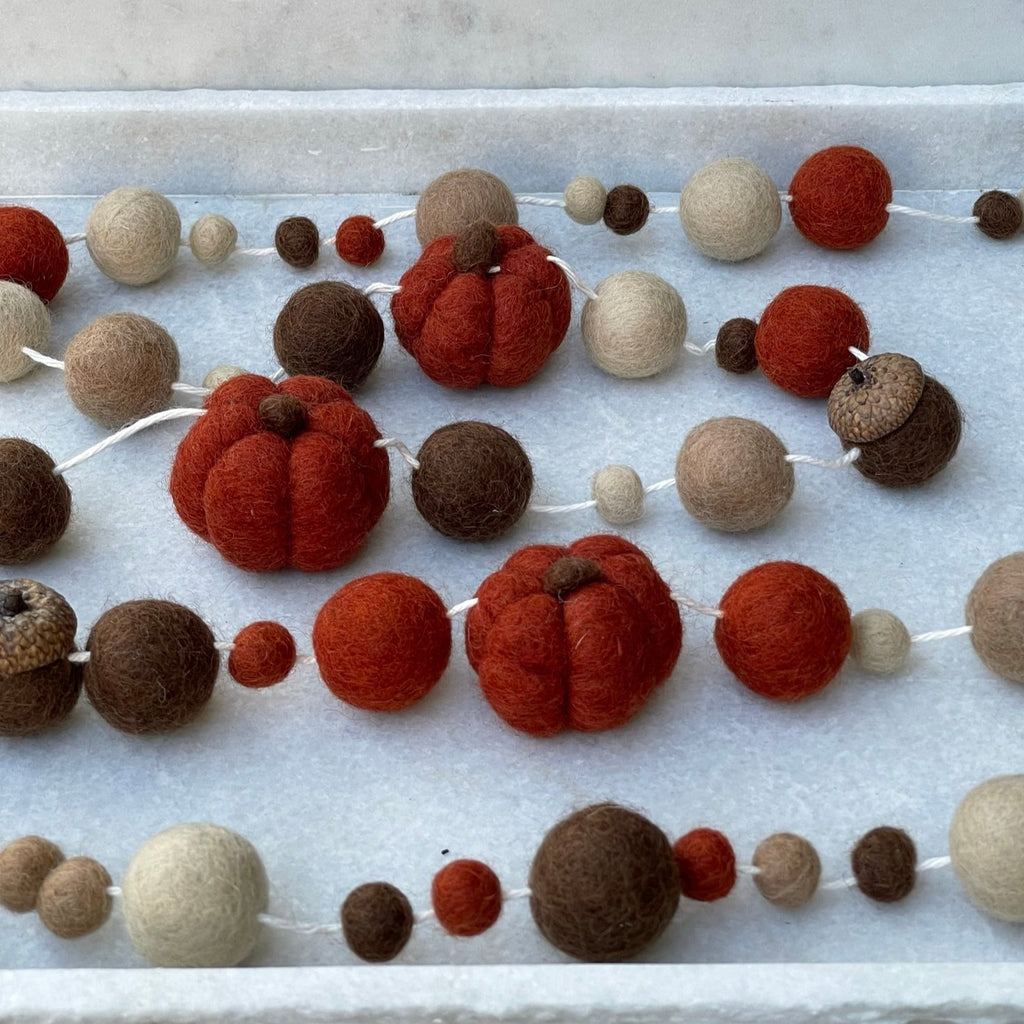 Pumpkin Spice Wool Garland