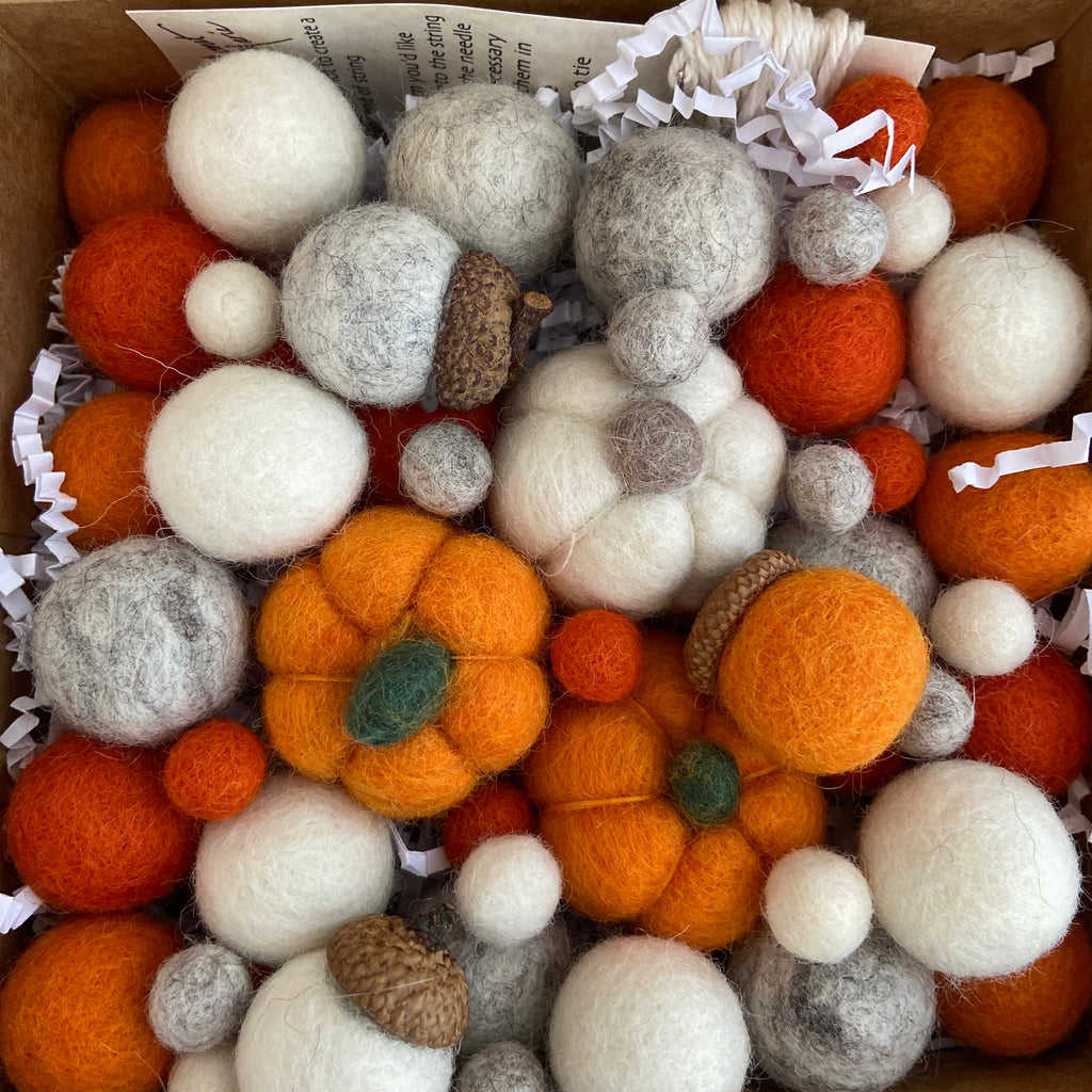 DIY Orange Pumpkin Garland Kit