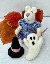 Load image into Gallery viewer, Felted Mouse Cousins Collection