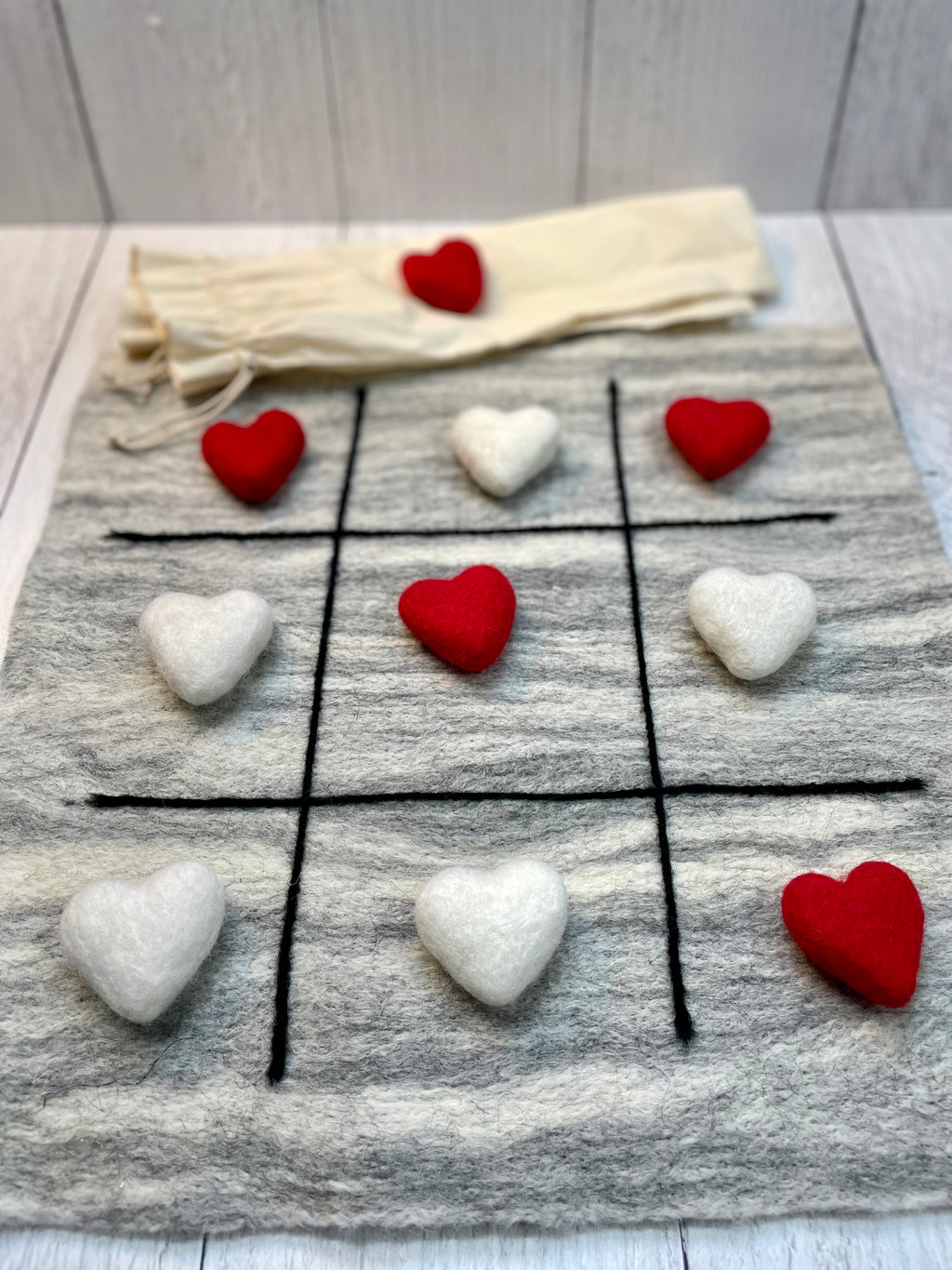 Valentine Heart Tic-Tac-Toe Game