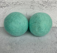 Load image into Gallery viewer, Merino Wool Felted Dryer Ball - Set of 3