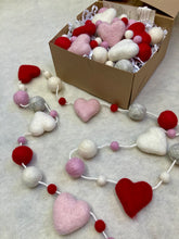 Load image into Gallery viewer, Valentine Wool Garland Kit