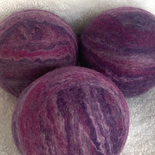 Load image into Gallery viewer, Single Merino Wool Felted Dryer Ball - Purple Stripe