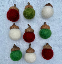 Load image into Gallery viewer, Felted Acorn Set of 6
