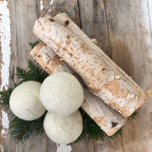 Load image into Gallery viewer, Wool Snowballs - Set of 4